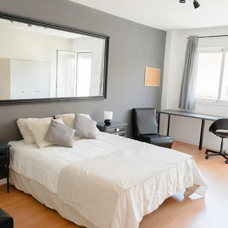 Desayuno Y Parking,ronda Homestay *