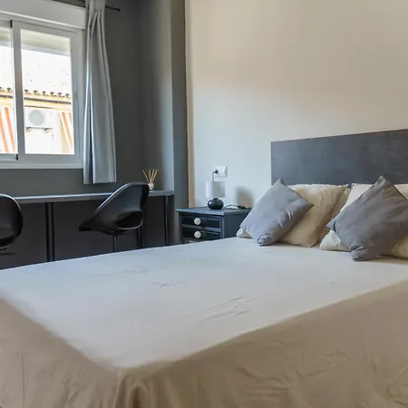 Desayuno Y Parking,ronda Homestay